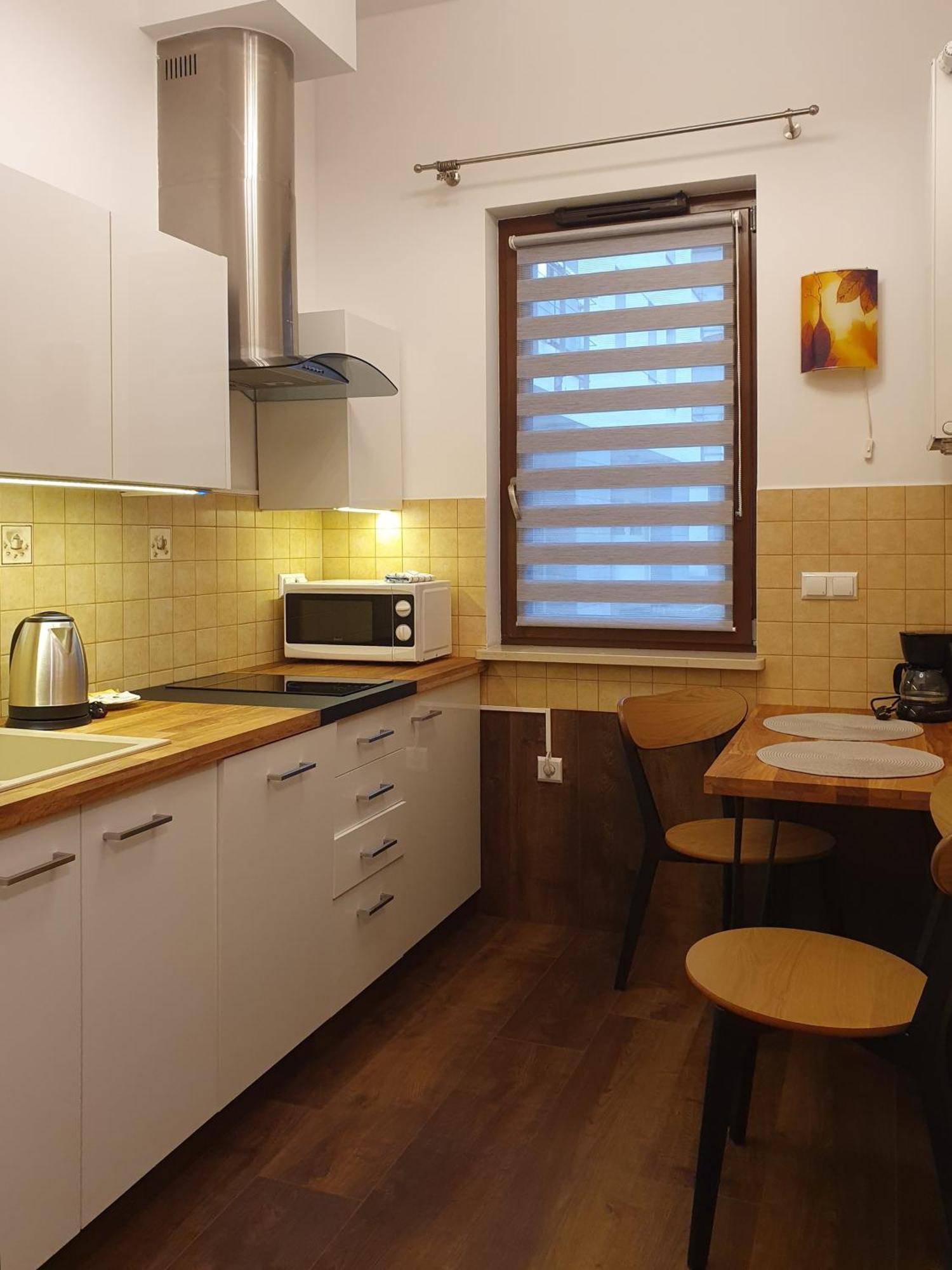 Chopin Apartments - Capital วอร์ซอ ภายนอก รูปภาพ