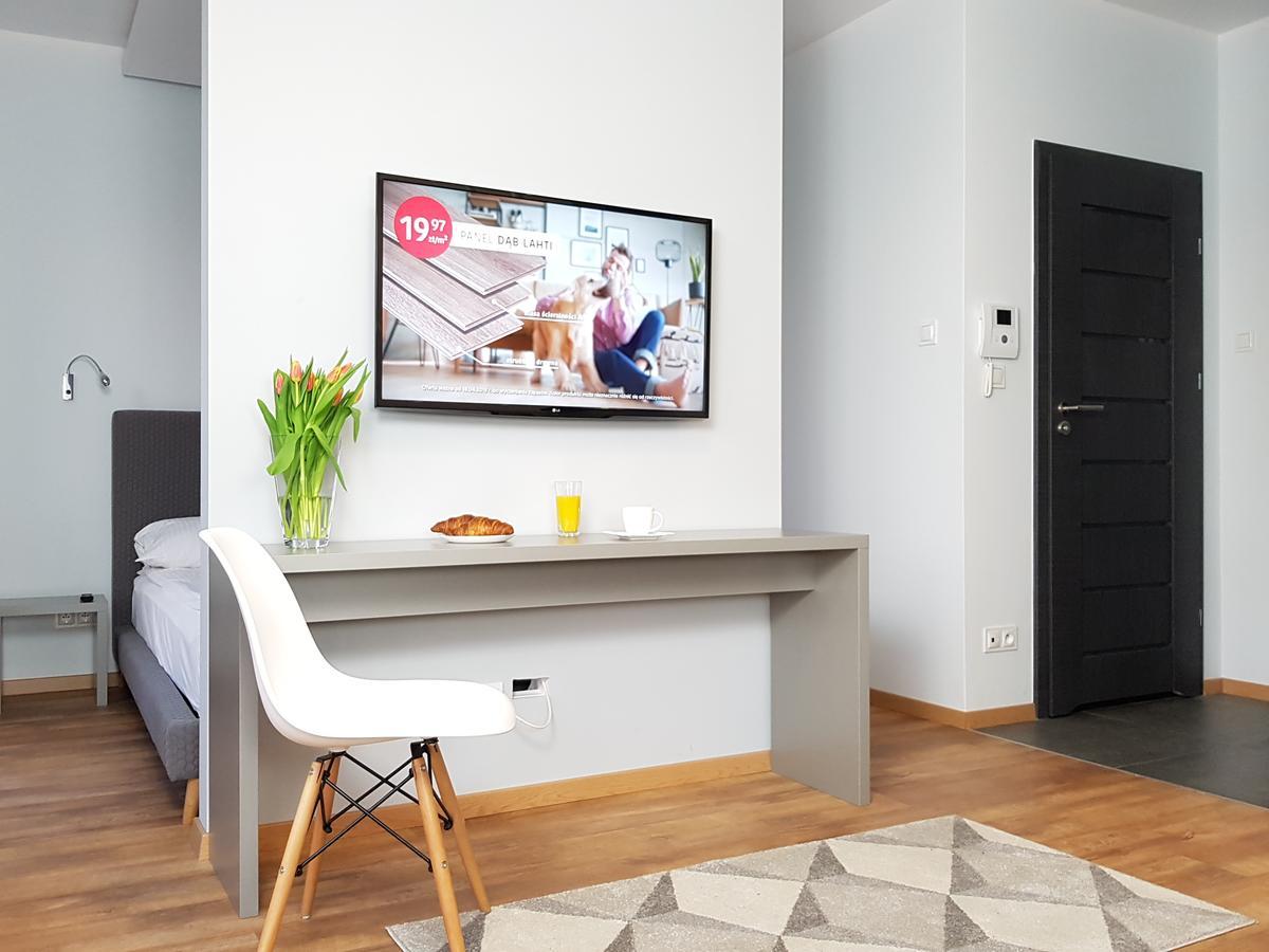 Chopin Apartments - Capital วอร์ซอ ภายนอก รูปภาพ