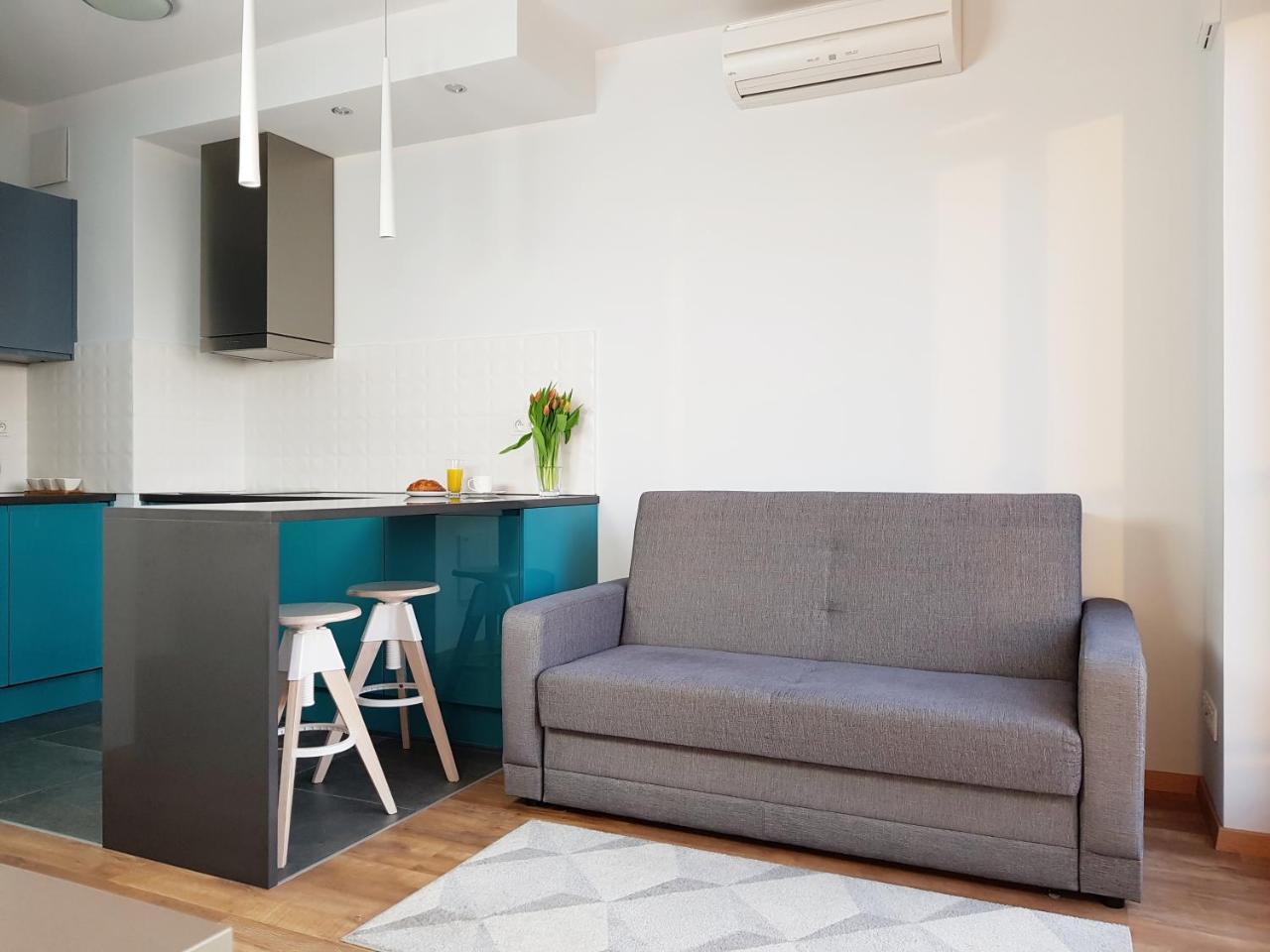 Chopin Apartments - Capital วอร์ซอ ภายนอก รูปภาพ